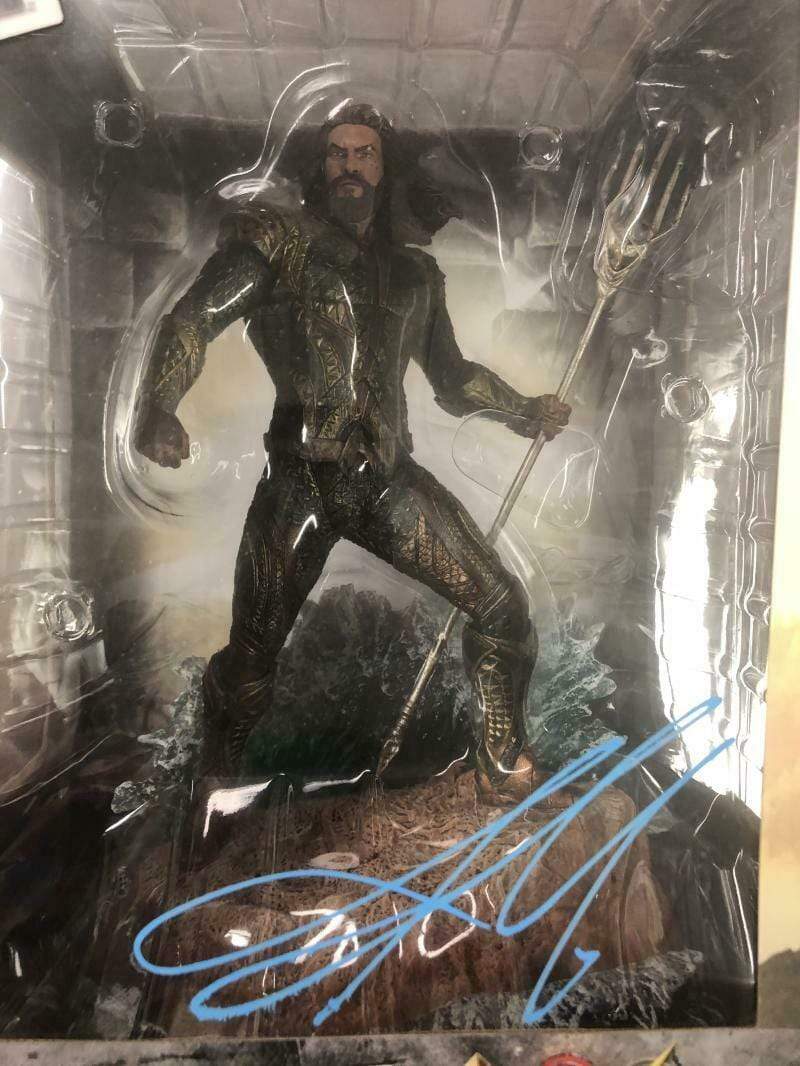  HWC Trading Jason Momoa Aquaman 16 x 12 inch (A3) Printed Gifts  Signed Autograph Picture for Movie Memorabilia Fans - 16 x 12 Framed :  Home & Kitchen