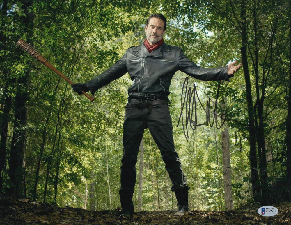 Jeffrey Dean Morgan Signed 11x14 Photo from The Walking Dead Beckett COA - Item #3
