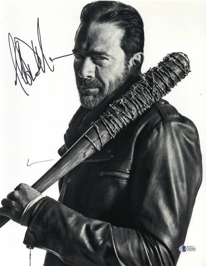 Jeffrey Dean Morgan Signed 11x14 Photo from The Walking Dead Beckett COA - Item #1