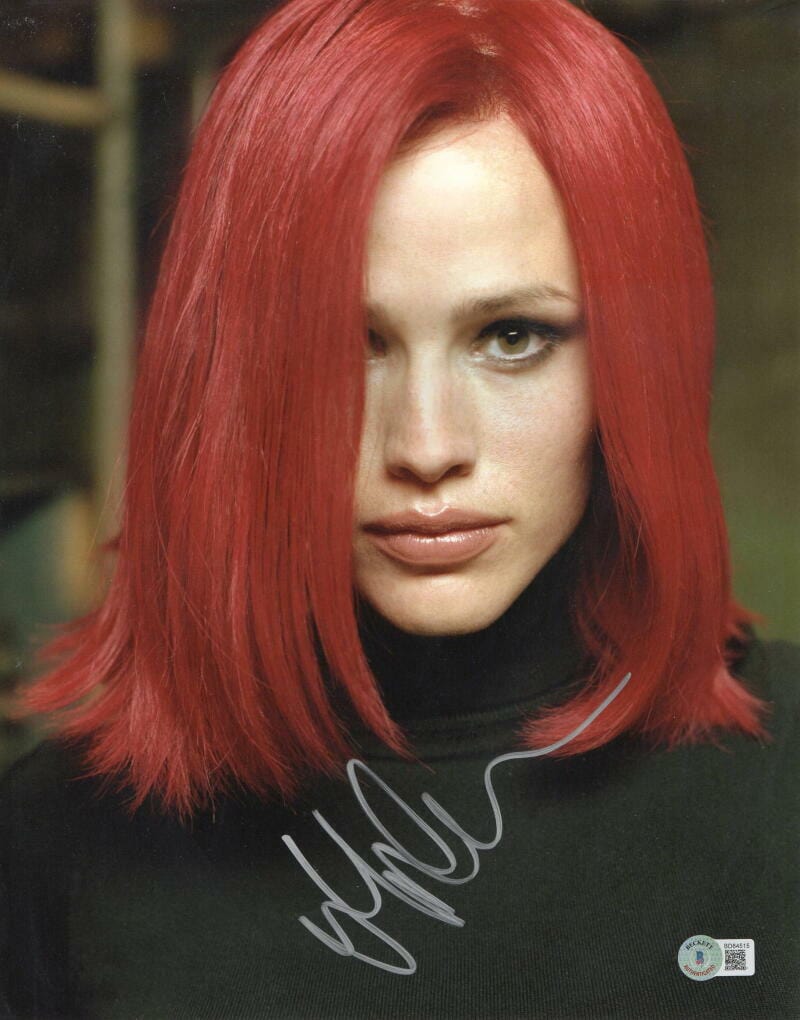 Jennifer Garner Signed 11x14 Photo from Alias Beckett COA - Item #1