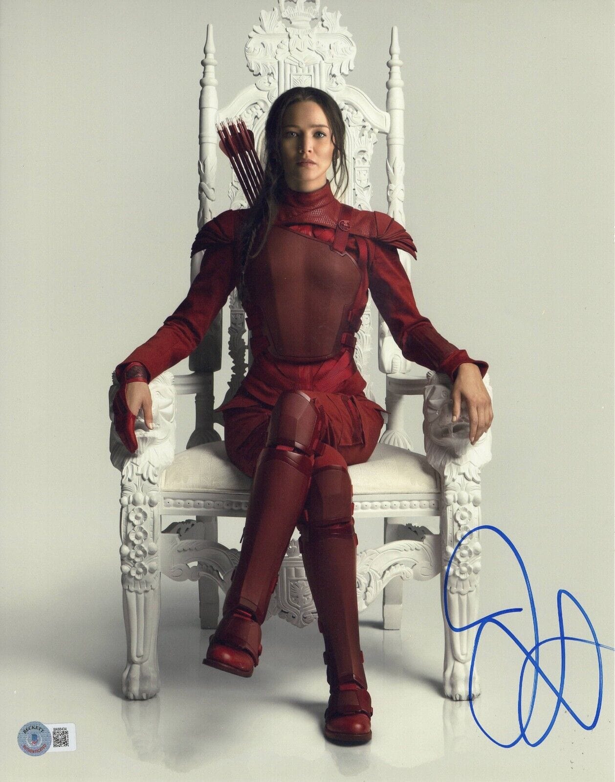 Jennifer Lawrence Signed 11x14 Photo from The Hunger Games Beckett COA - Item #4