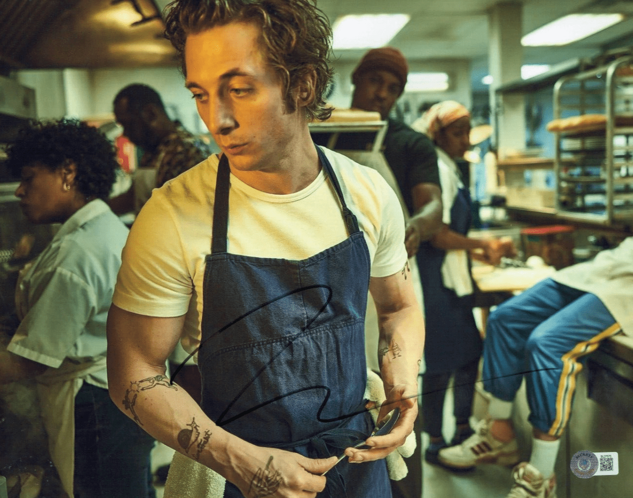Jeremy Allen White Signed 11x14 Photo from The Bear Beckett COA - Item #4