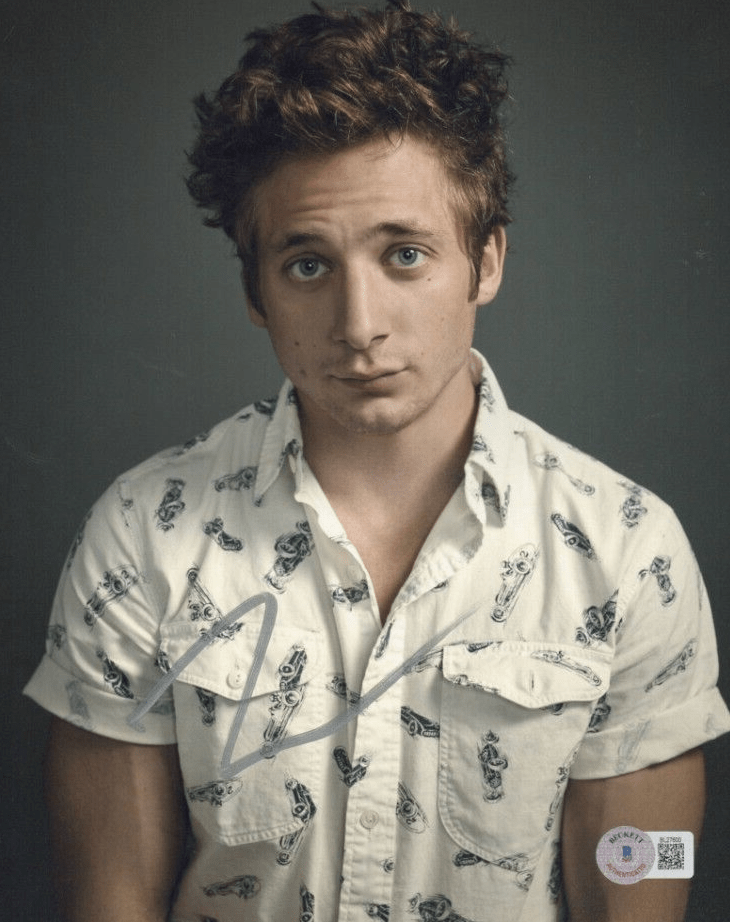 Jeremy Allen White Signed 8x10 Photo from Shameless Beckett COA - Item #2