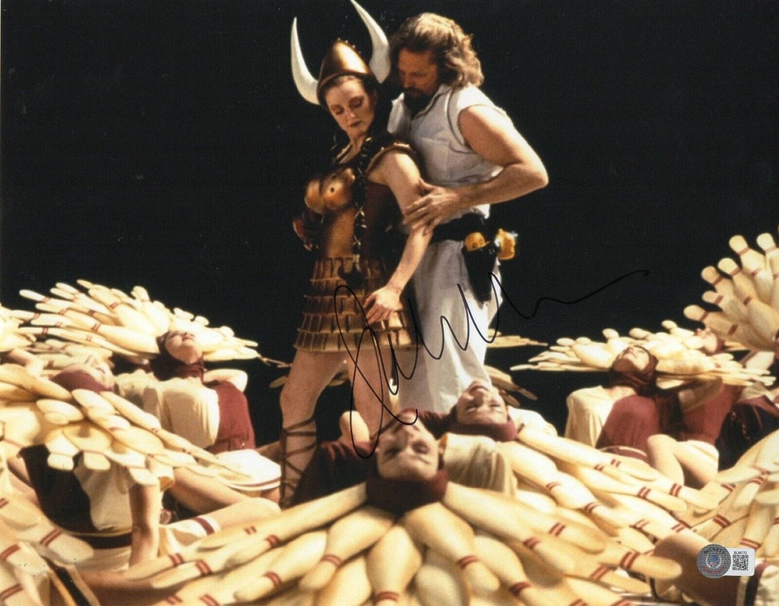 Julianne Moore Signed 11x14 Photo from The Big Lebowski Beckett COA - Item #1