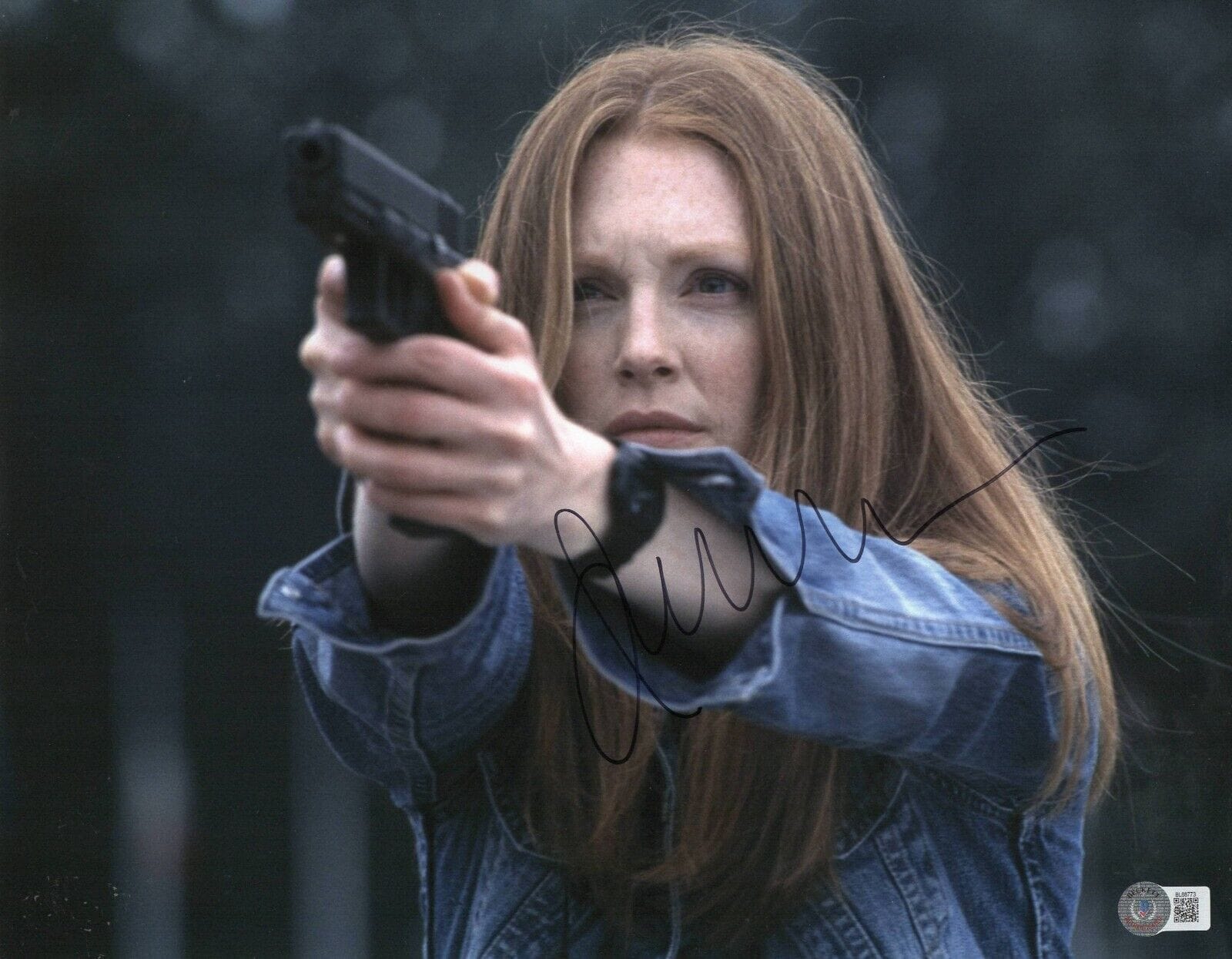 Julianne Moore Signed 11x14 Photo from Hannibal Beckett COA - Item #2