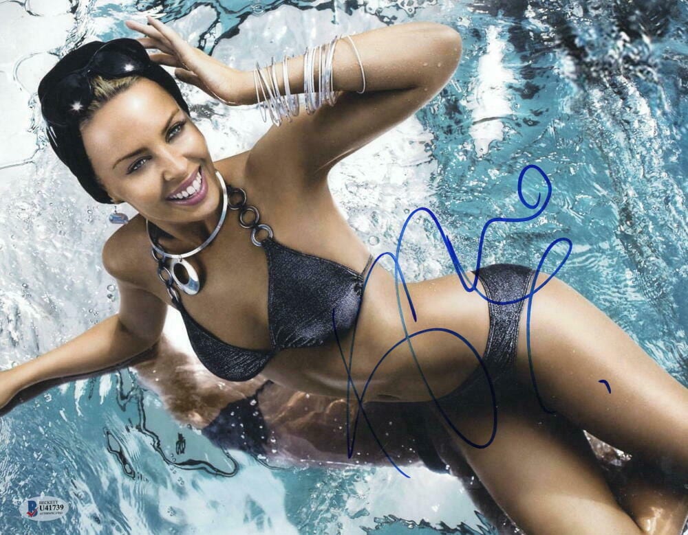 Kylie Minogue Authentic Autographed 11x14 Photo