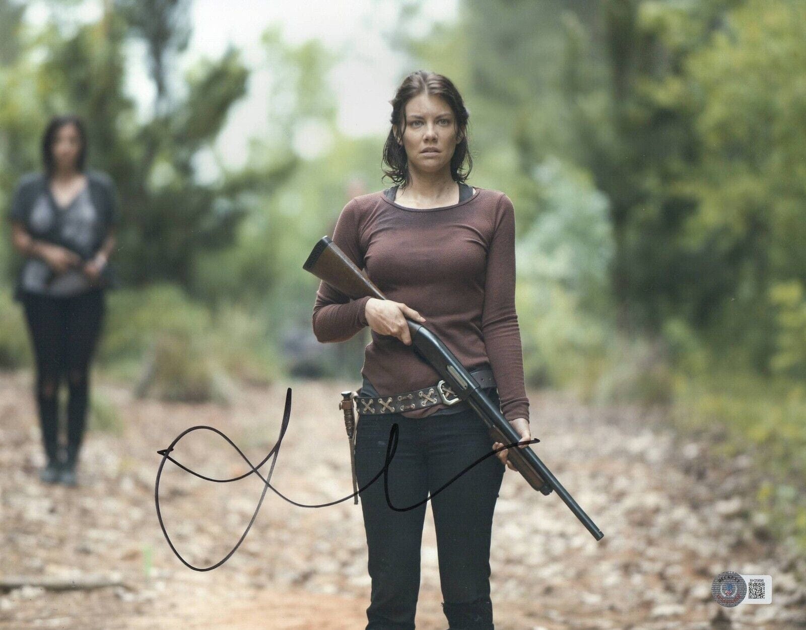Lauren Cohan Signed 11x14 Photo from The Walking Dead Beckett COA - Item #4
