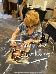 Lea Thompson Signed 11x14 Photo from Back to the Future Beckett COA - Item #13 - Detail View
