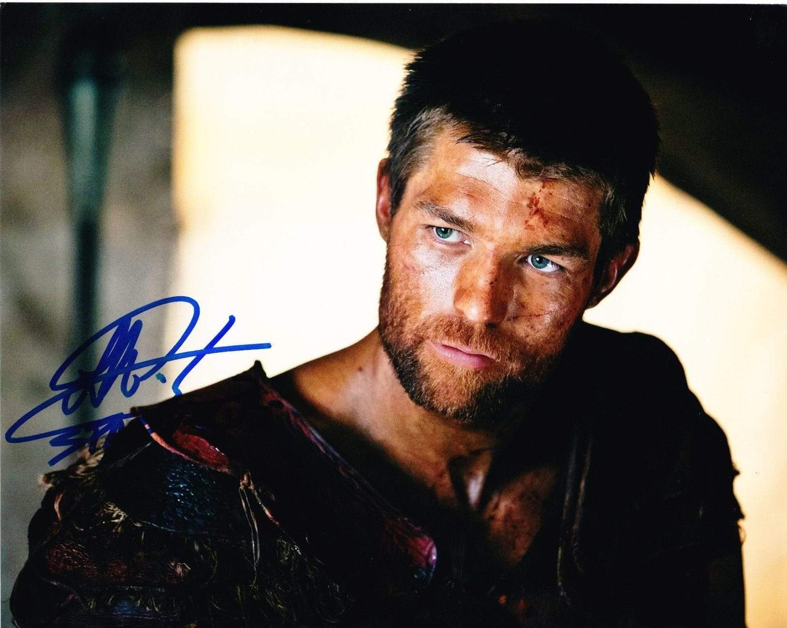 Liam McIntyre Signed 8x10 Photo from Spartacus Certified Authentic - Item #1