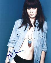 Lizzy Caplan Signed 8x10 Photo Certified Authentic