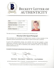 Macaulay Culkin Signed 8x10 Photo from Home Alone Beckett COA - Detail View