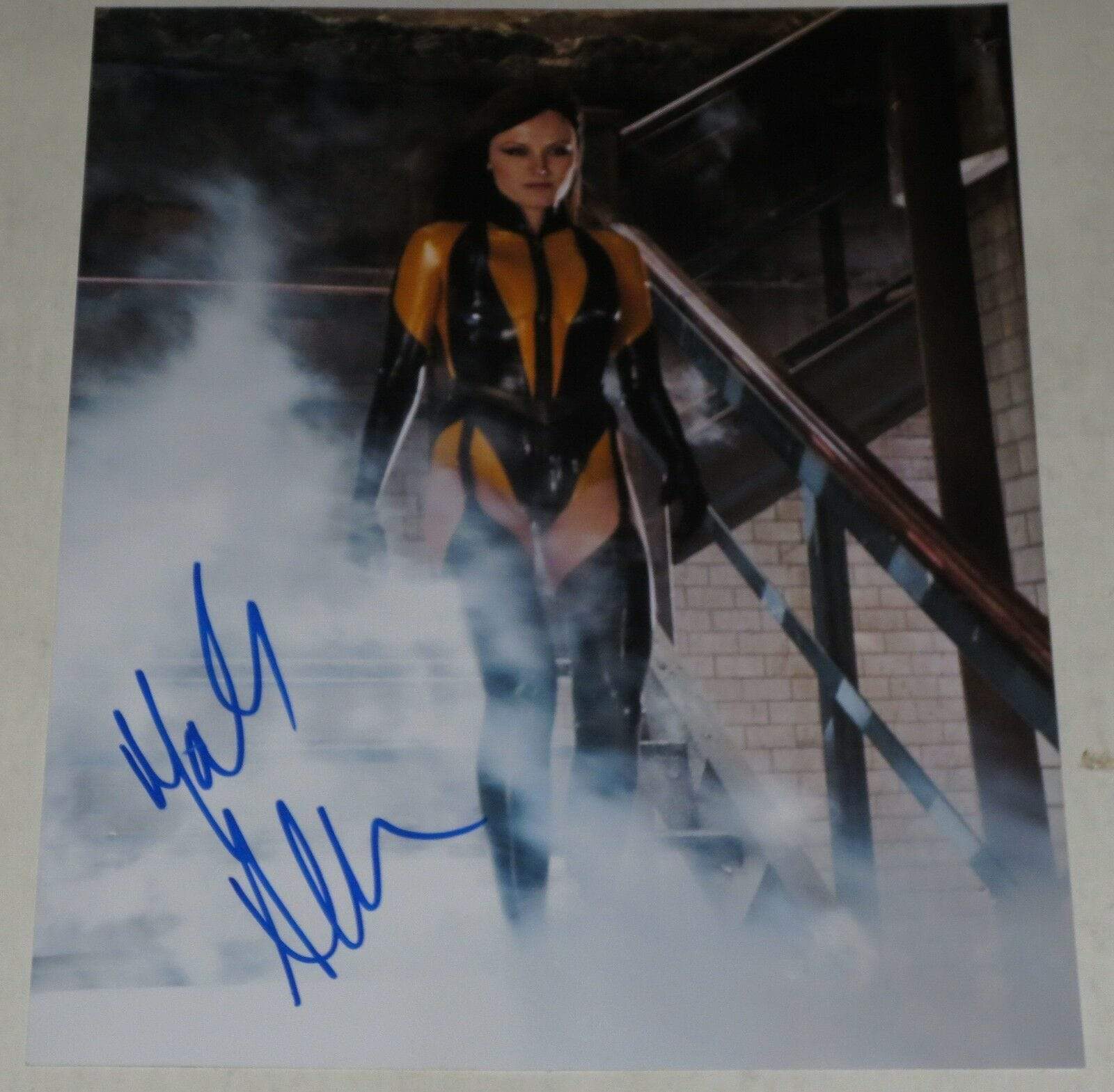 Malin Akerman Signed 8x10 Photo from Watchmen Certified Authentic