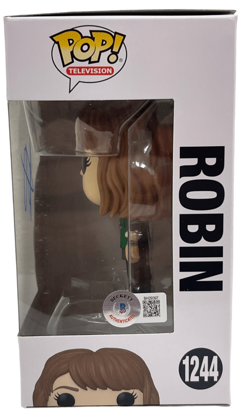 Maya Hawke Signed Funko from Stranger Things Beckett COA - Item #3 - Detail View