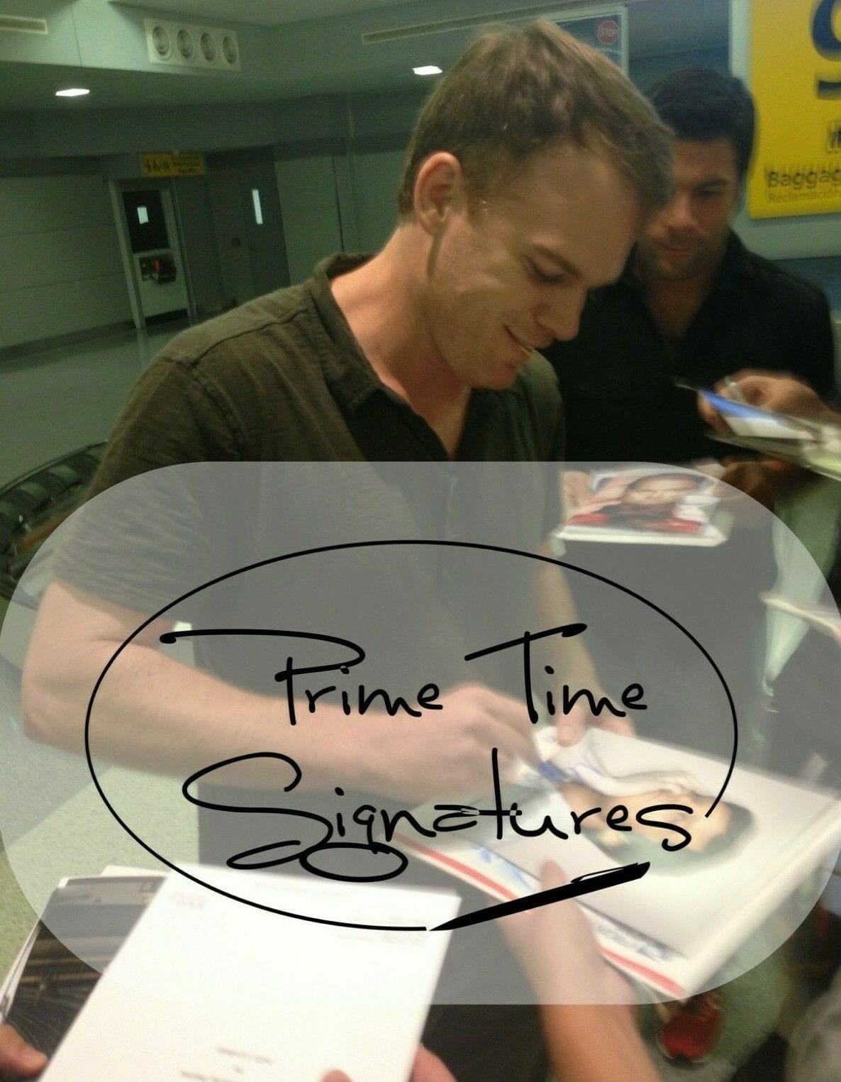 Michael C Hall Signed 11x14 Photo from Dexter: New Blood Beckett COA - Item #2 - Detail View