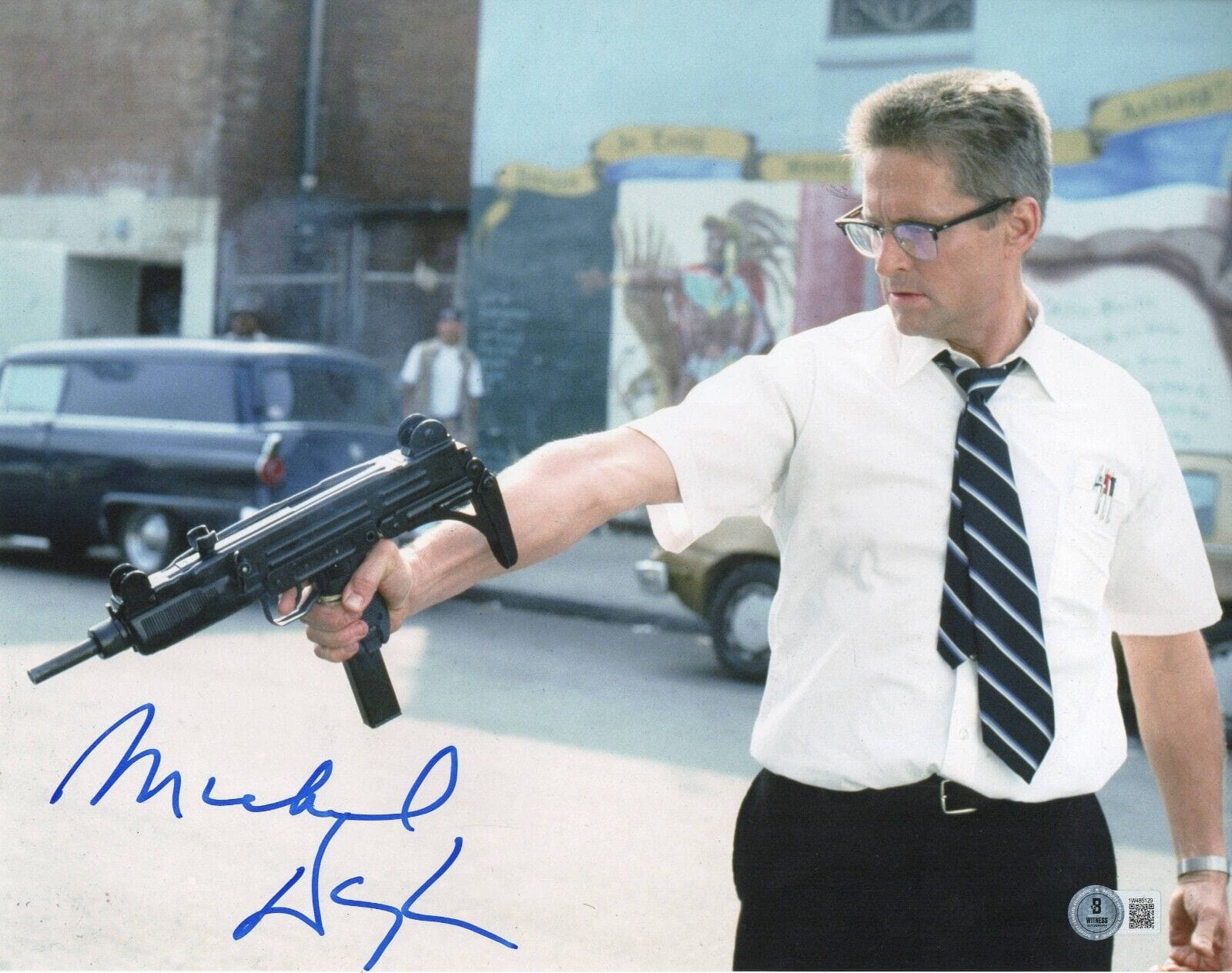 Michael Douglas Signed 11x14 Photo from Falling Down Beckett COA - Item #11