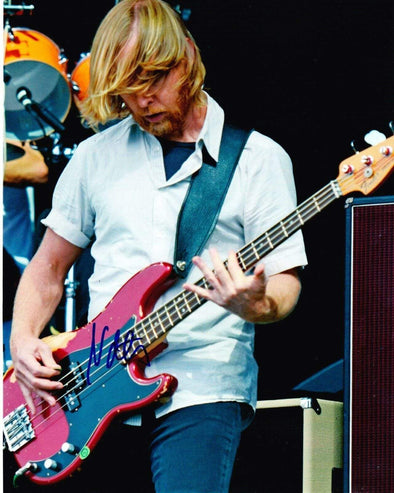 Nate Mendel of Foo Fighters/Nirvana Authentic Autographed 8x10 Photo - Prime Time Signatures - Music