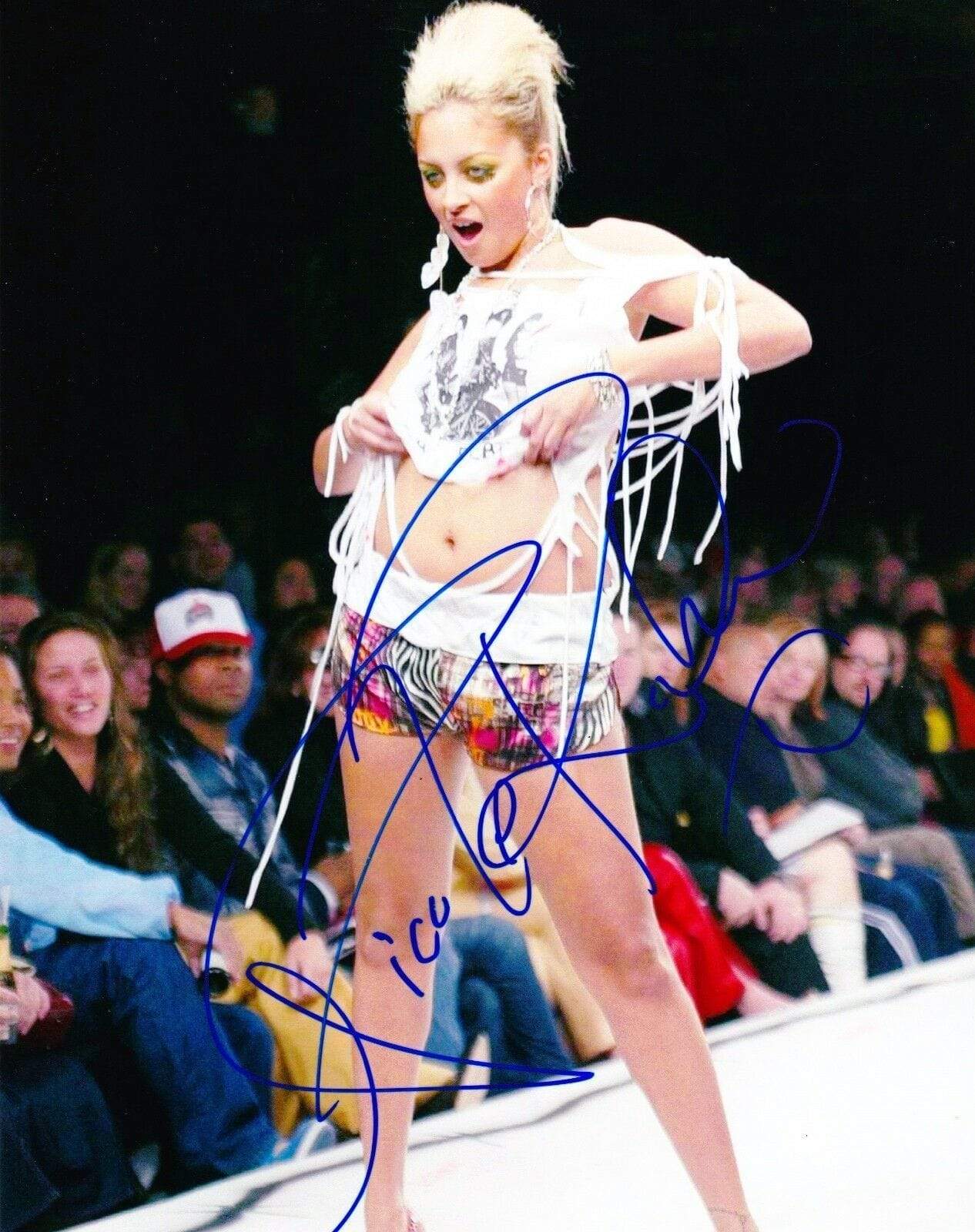 Nicole Richie Signed 8x10 Photo Certified Authentic
