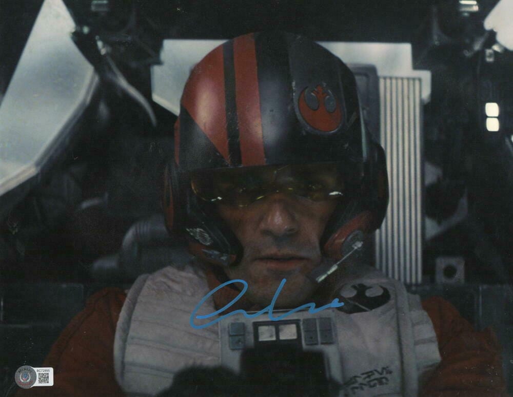 Oscar Isaac Signed 11x14 Photo from Star Wars Beckett COA - Item #5