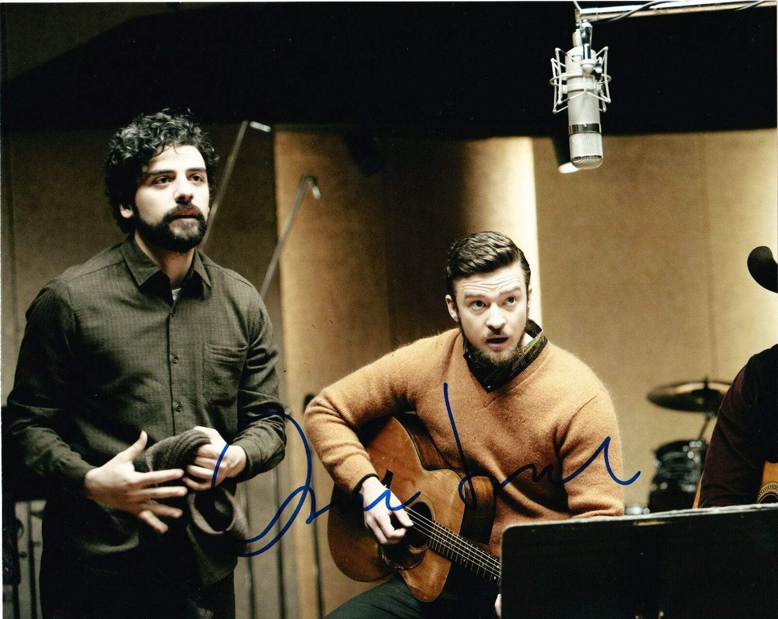 Oscar Isaac Signed 8x10 Photo from Inside Llewyn Davis Certified Authentic