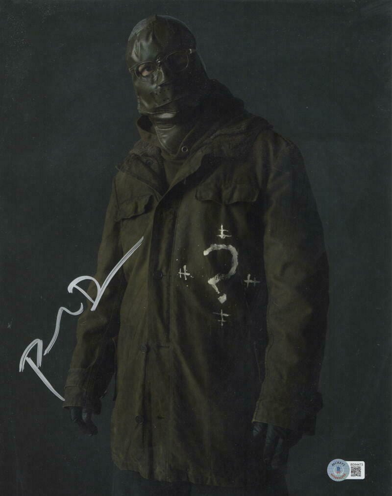 Paul Dano Signed 11x14 Photo from The Batman Beckett COA - Item #4