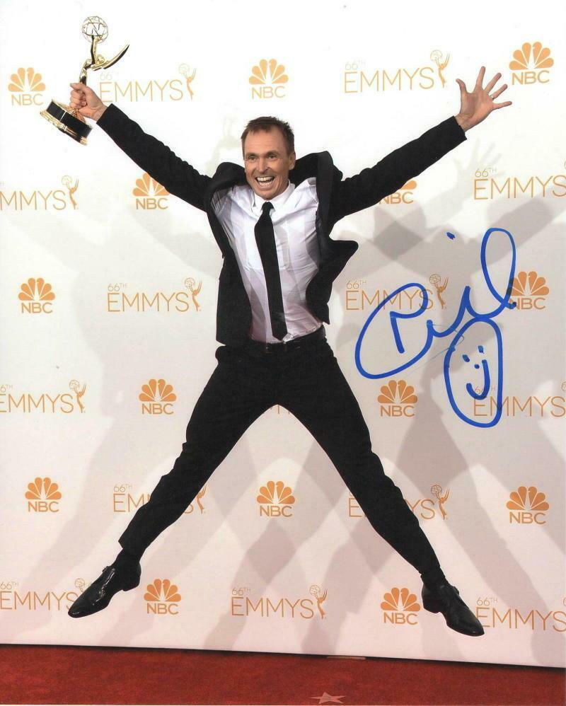 Phil Keoghan Authentic Autographed 8x10 Photo - Prime Time Signatures - TV & Film