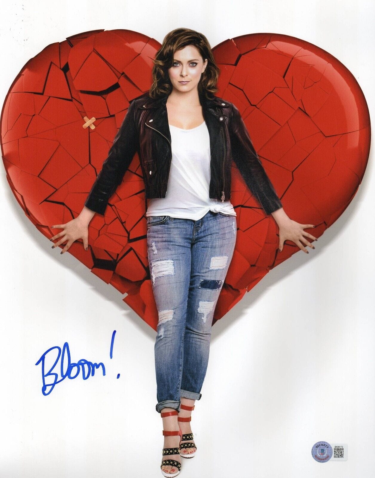 Rachel Bloom Signed 11x14 Photo from Crazy Ex-Girlfriend Beckett COA - Item #1