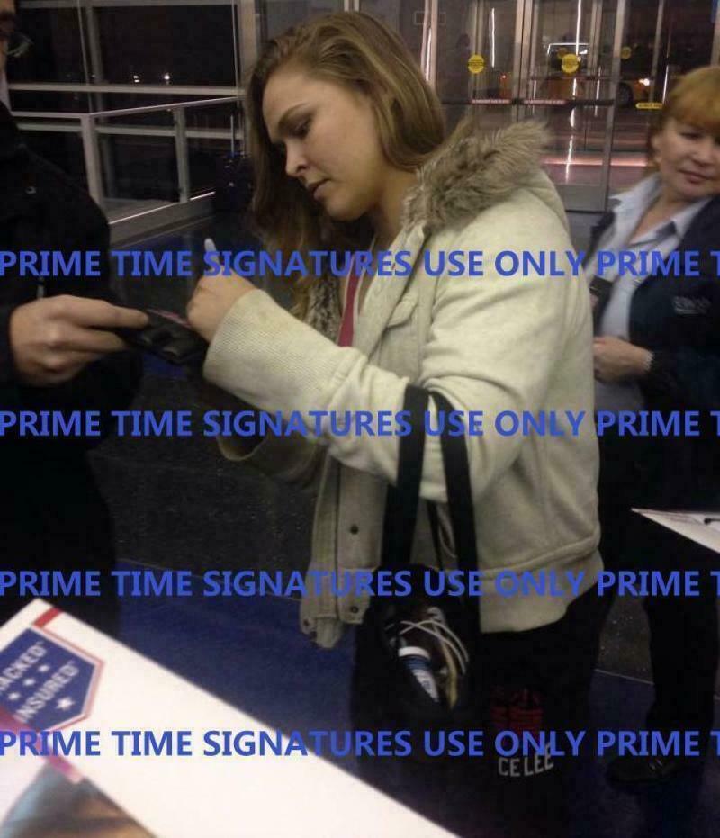 Ronda Rousey Signed UFC Glove Certified Authentic - Detail View