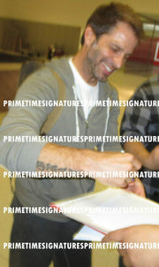 Russell Crowe Signed 8x10 Photo from Superman Certified Authentic - Detail View