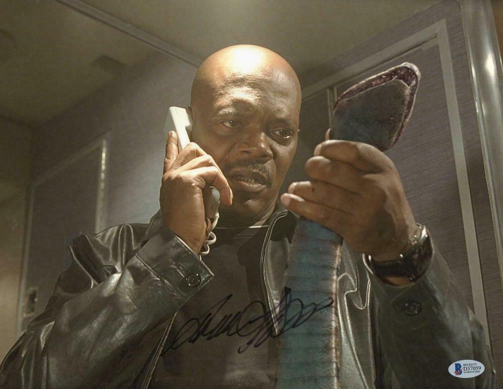 Samuel L Jackson Signed 11x14 Photo from Snakes on a Plane Beckett COA