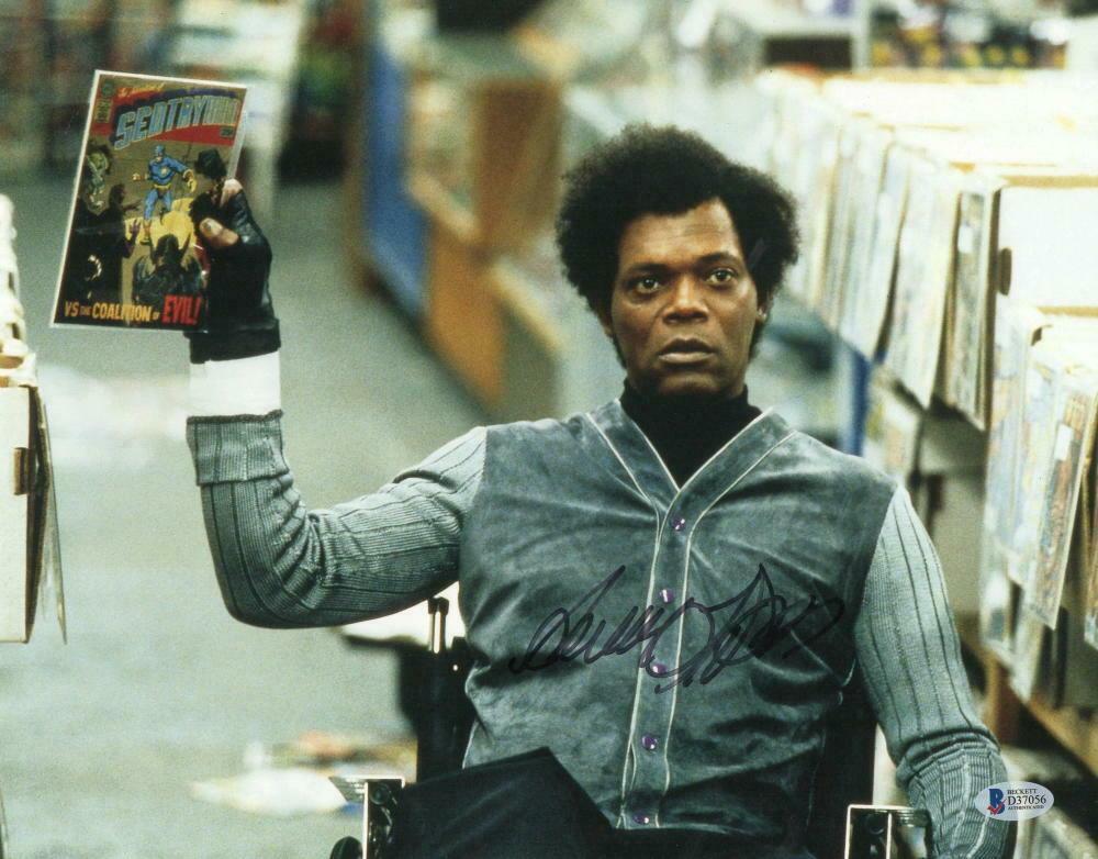 Samuel L Jackson Signed 11x14 Photo from Unbreakable Beckett COA