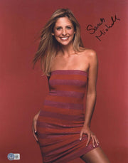 Sarah Michelle Gellar Signed 11x14 Photo Beckett COA - Item #1
