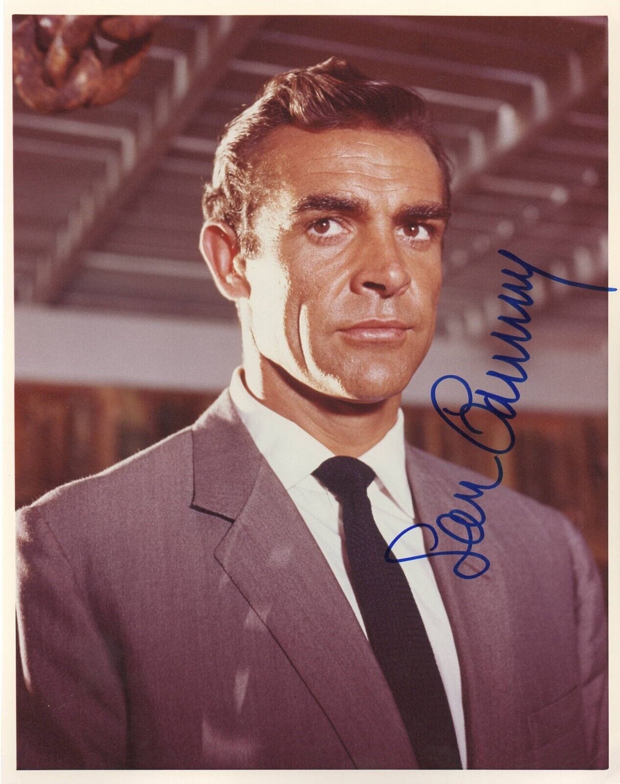 Sean Connery Signed 8x10 Photo from James Bond Beckett COA
