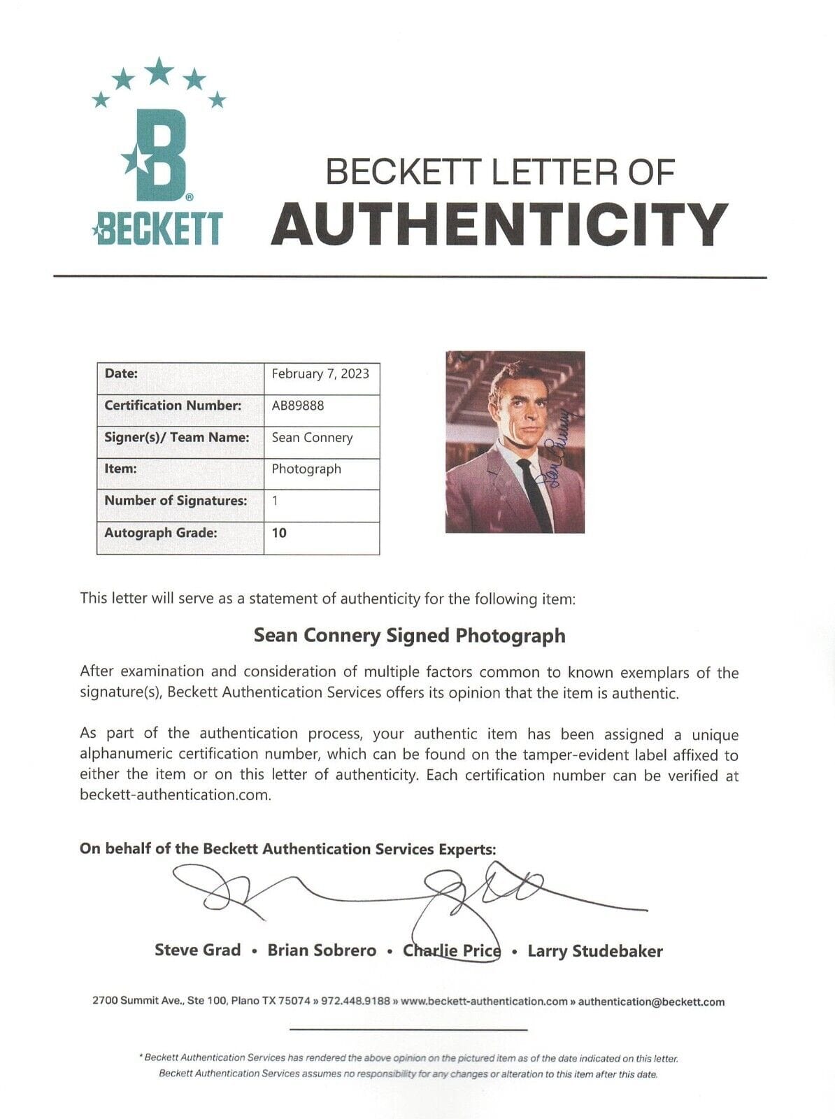 Sean Connery Signed 8x10 Photo from James Bond Beckett COA - Detail View