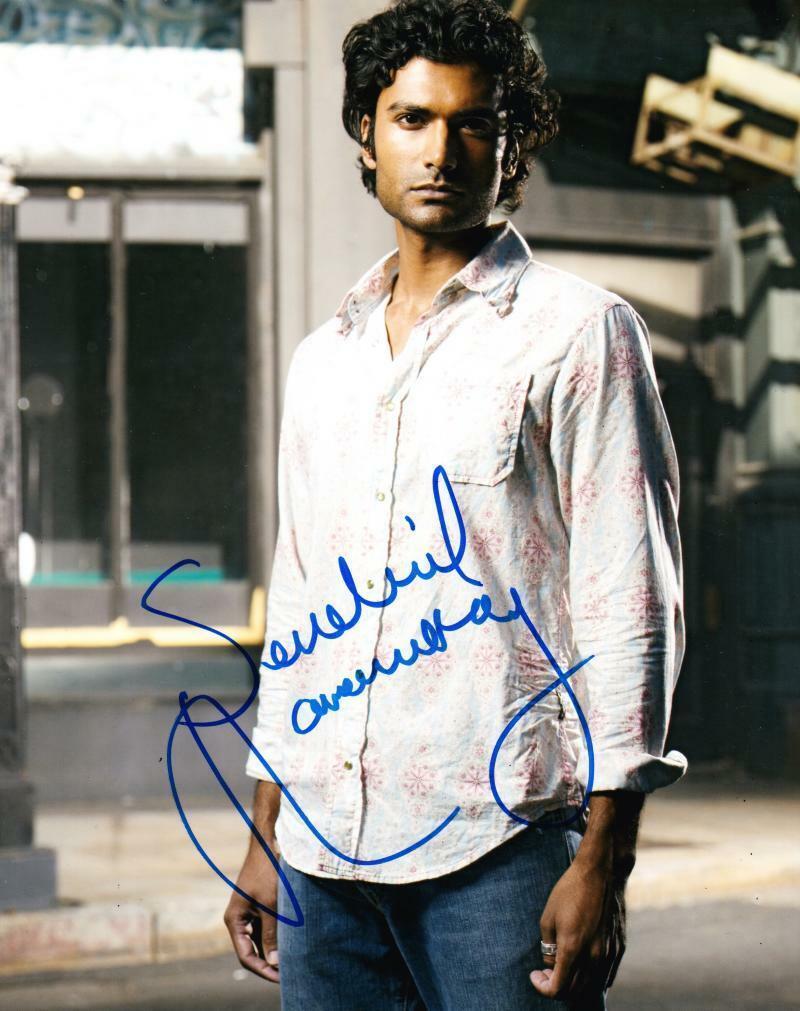 Sendhil Ramamurthy Authentic Autographed 8x10 Photo - Prime Time Signatures - TV & Film