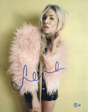 Sienna Miller Signed 11x14 Photo Beckett COA - Item #9