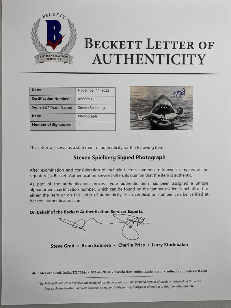 Steven Spielberg Signed 12x18 Photo from Jaws Beckett COA - Item #3 - Detail View