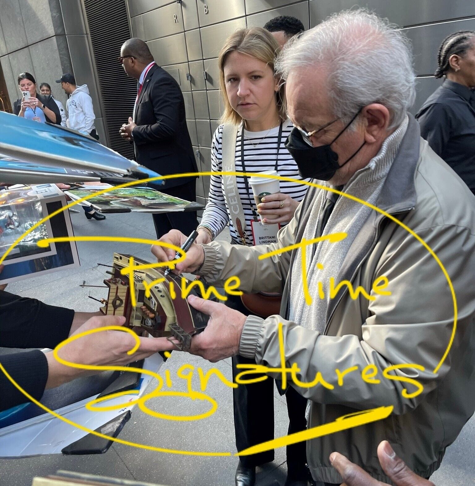 Steven Spielberg Signed Guitar from Jaws Beckett COA - Alternate Angle