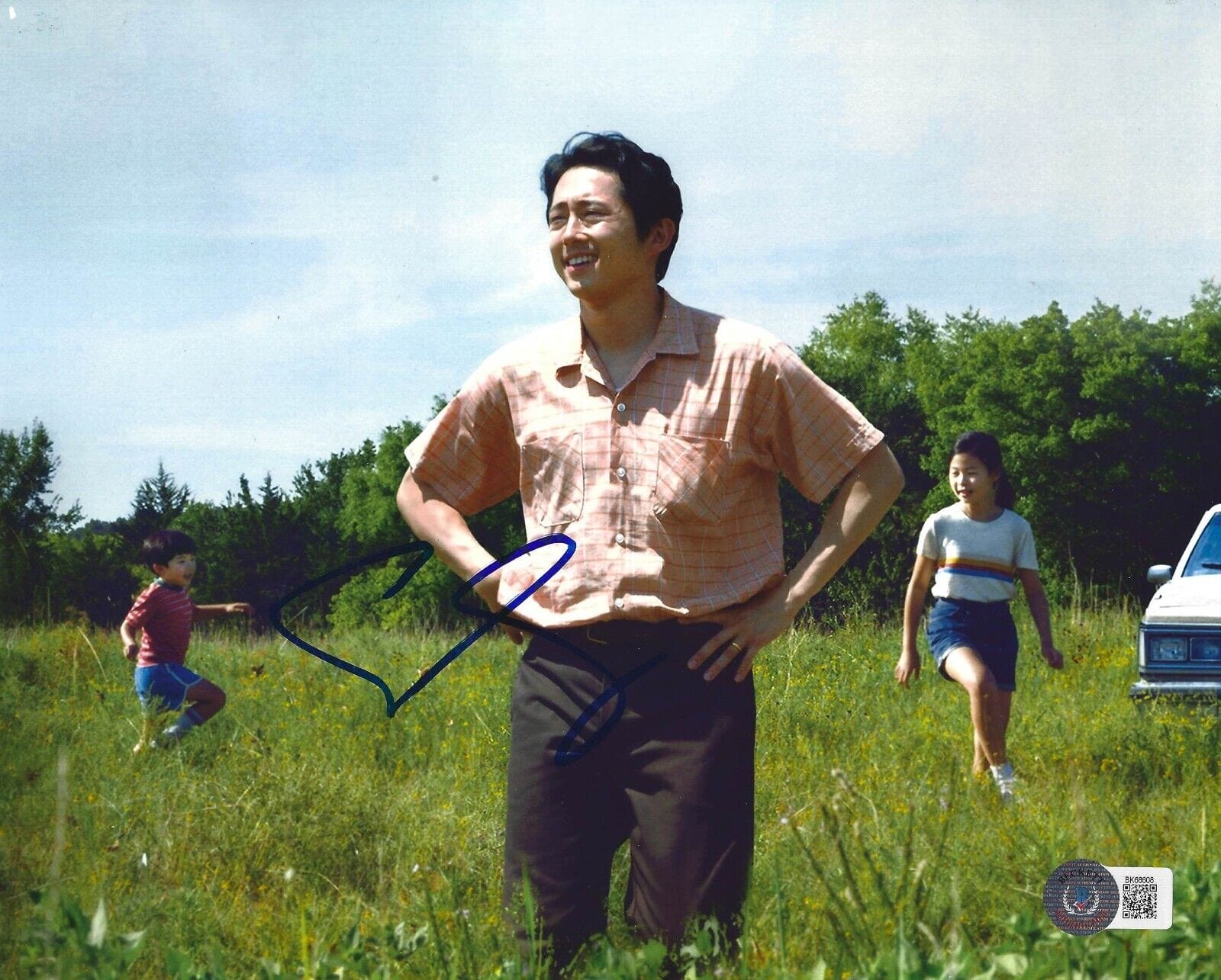 Steven Yeun Signed 8x10 Photo from Minari Beckett COA - Item #3