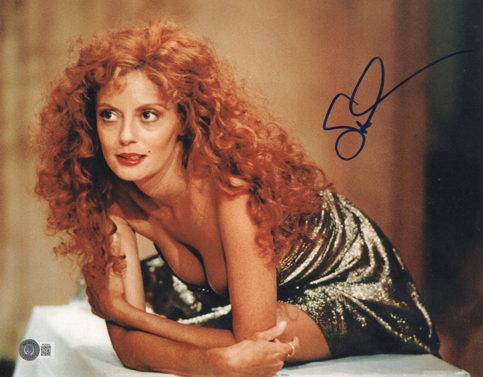 Susan Sarandon Signed 11x14 Photo from The Witches of Eastwick Beckett COA - Item #1