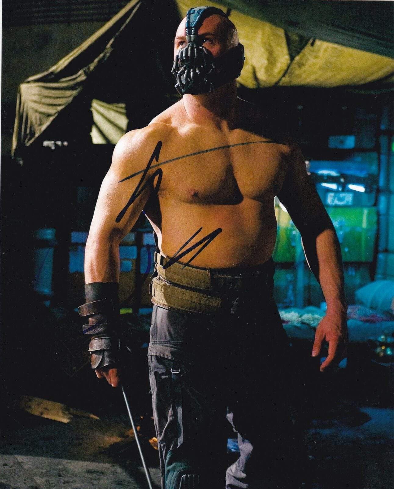 Tom Hardy Authentic Autographed 8x10 Photo - Prime Time Signatures - TV & Film