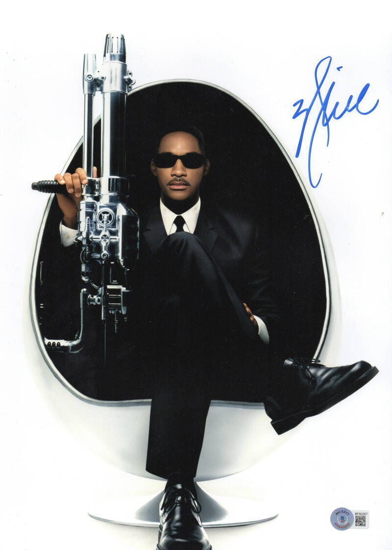 Will Smith Signed 11x14 Photo from Men in Black Beckett COA - Item #1