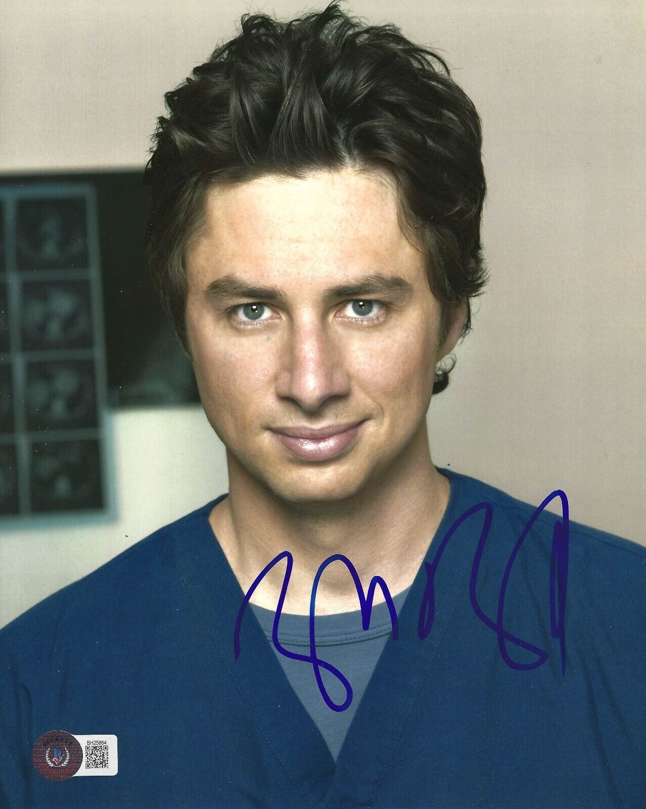 Zach Braff Signed 8x10 Photo from Scrubs Beckett COA - Item #1